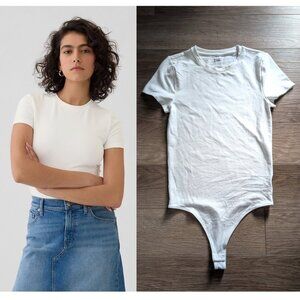GAP White Short Sleeve Crewneck Bodysuit